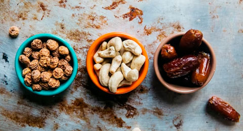 Los snacks saludables abren una nueva oportunidad de negocio a las empresas de alimentación