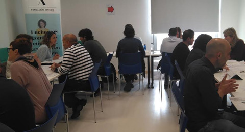 Un speednetworking entrena a personas con discapacidad para trabajar