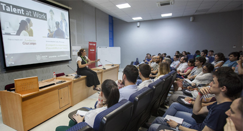 Más de 2.300 universitarios participan en las jornadas de empleo Talent at Work