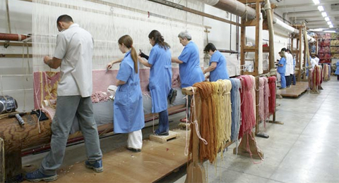 La Real Fábrica de Tapices pagará a sus trabajadores los salarios pendientes