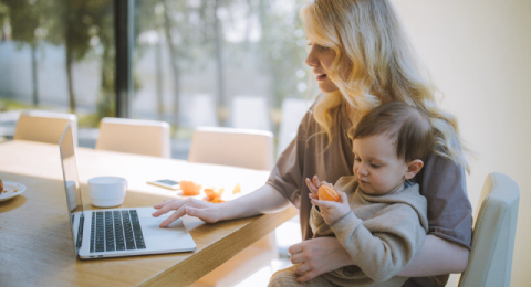 Claves para teletrabajar con niños en casa durante sus vacaciones de Navidad