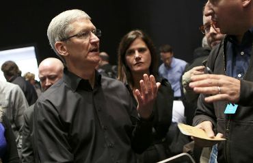 Tim Cook recuerda a los empleados de Apple el código de conducta de la empresa
