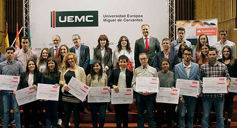 Entregadas las becas de Excelencia Banco Santander de Fundación UEMC al talento académico y deportivo