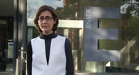 Àngels Valls (ESADE): “Se agranda la diferencia en la tasa de paro entre hombres y mujeres”