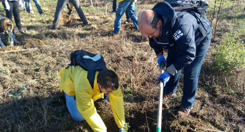 Urbaser pone en marcha su programa de voluntariado digital “Más cerca que nunca”