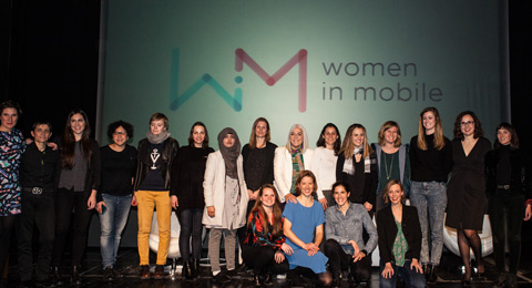 AdaLab recibe el I Premio Women in Mobile